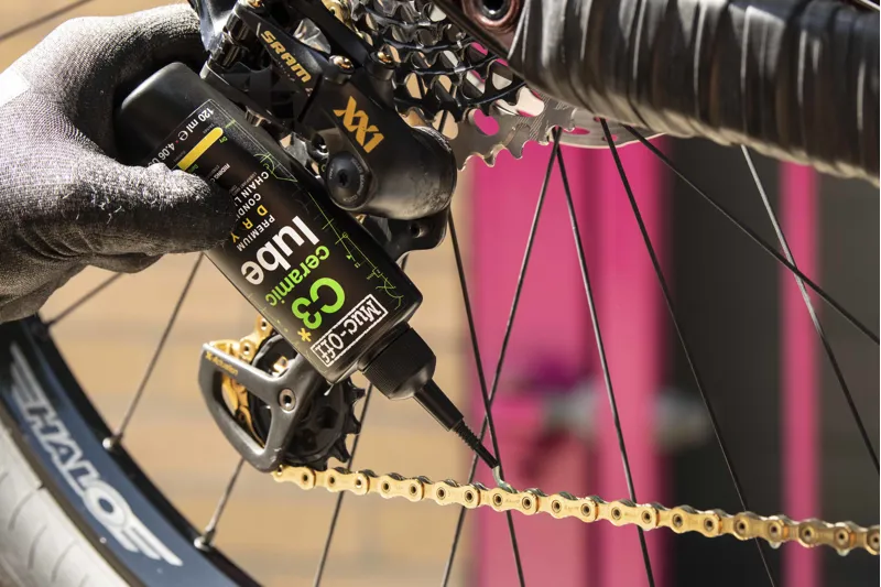 MUC-OFF C3 DRY CERAMIC LUBE 120ML-2